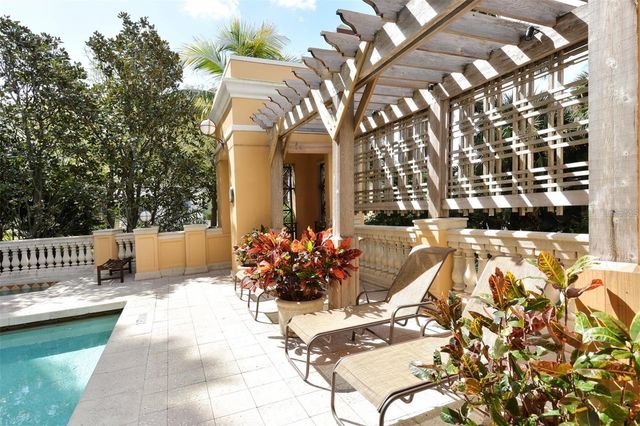 750 N TAMIAMI TRAIL 1609, Sarasota, FL 34236