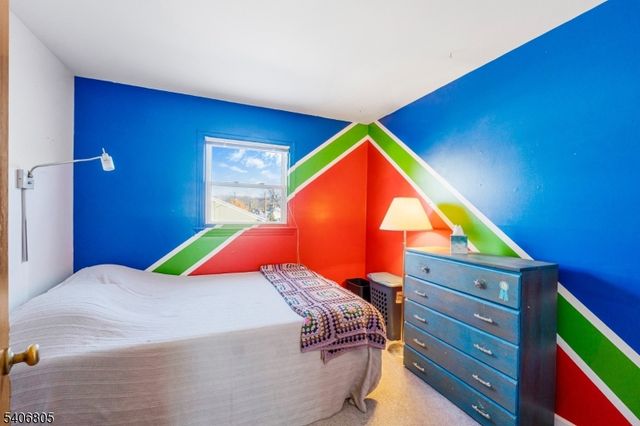 241 Cook Ave, Middlesex Boro, NJ 08846