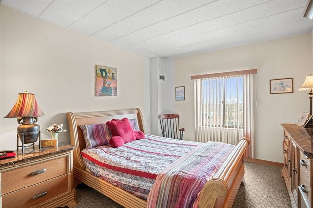 5715 Beacon St 509, Squirrel Hill, PA 15217