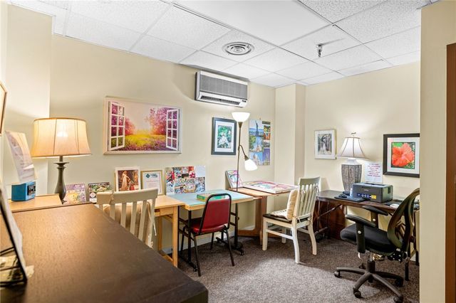 5715 Beacon St 509, Squirrel Hill, PA 15217