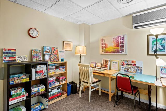 5715 Beacon St 509, Squirrel Hill, PA 15217