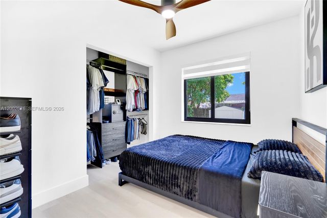 10220 SW 168th St, Miami, FL 33157