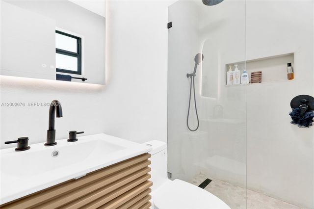 10220 SW 168th St, Miami, FL 33157