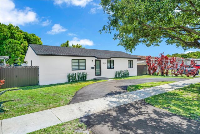 10220 SW 168th St, Miami, FL 33157