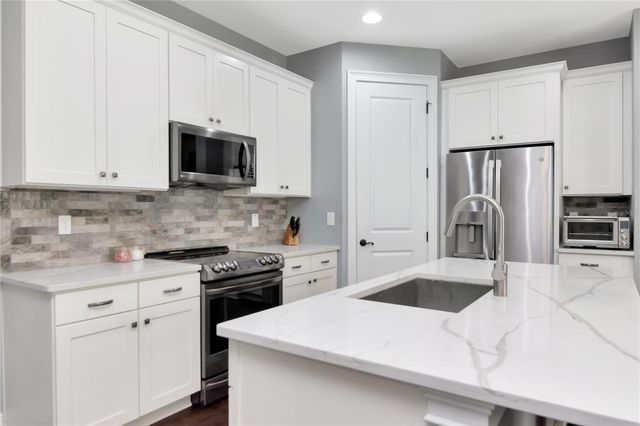 409 S TAMPANIA AVENUE 2, Tampa, FL 33609