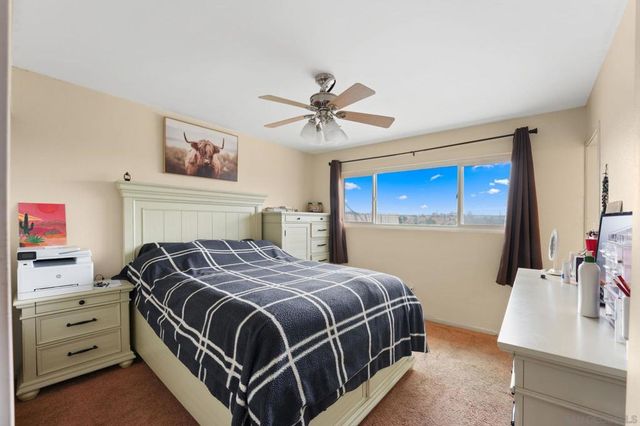 656 Flora Dr, Oceanside, CA 92057