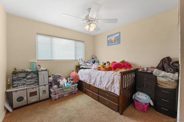 656 Flora Dr, Oceanside, CA 92057
