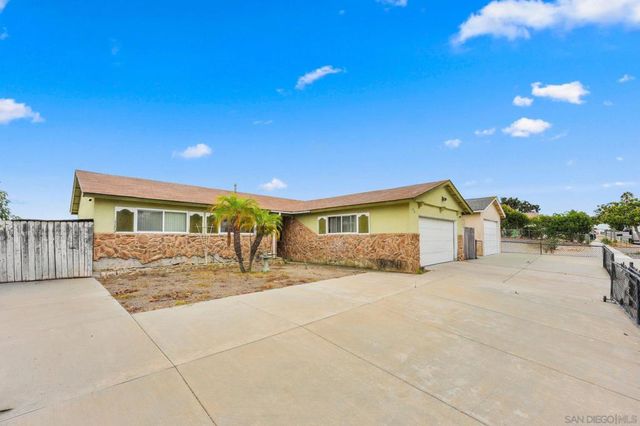 656 Flora Dr, Oceanside, CA 92057