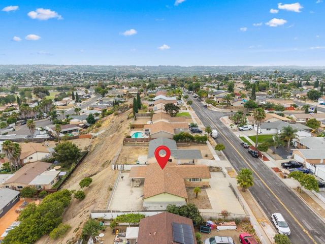 656 Flora Dr, Oceanside, CA 92057