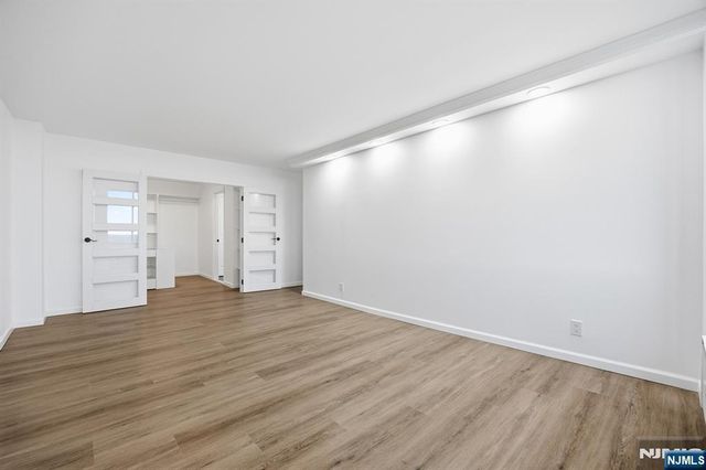 300 Winston Drive 2502, Cliffside Park, NJ 07010