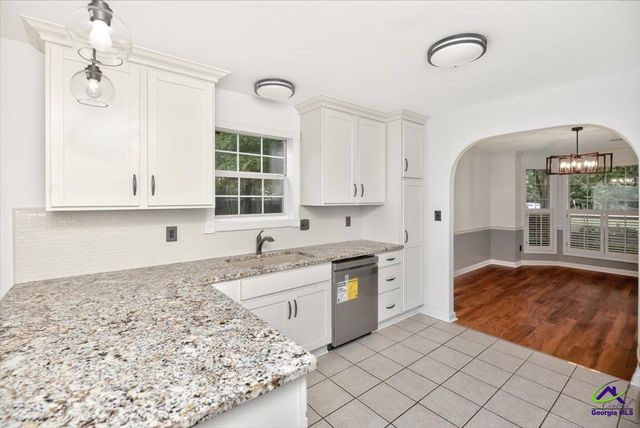 102 Applegate Court, Bonaire, GA 31005