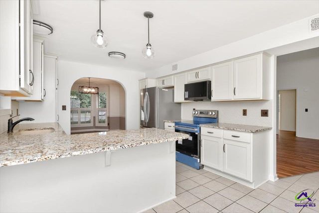 102 Applegate Court, Bonaire, GA 31005