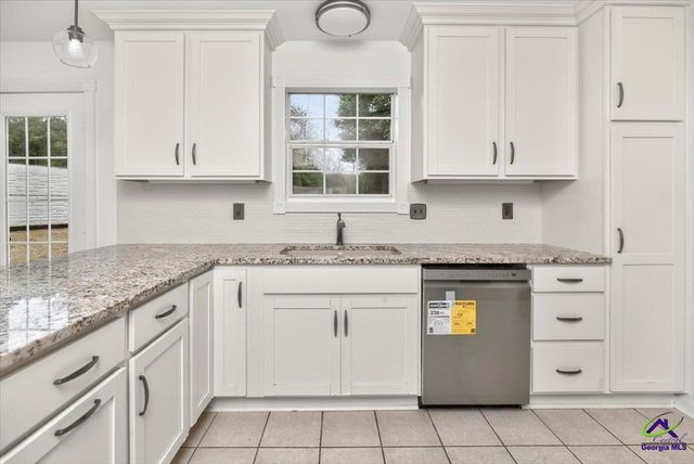 102 Applegate Court, Bonaire, GA 31005
