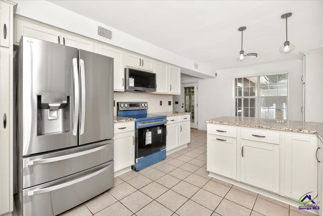 102 Applegate Court, Bonaire, GA 31005