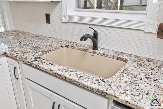 102 Applegate Court, Bonaire, GA 31005