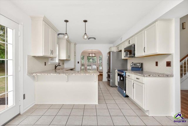 102 Applegate Court, Bonaire, GA 31005