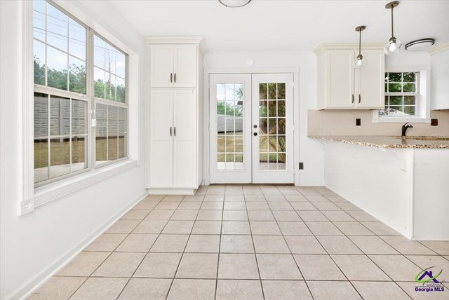 102 Applegate Court, Bonaire, GA 31005