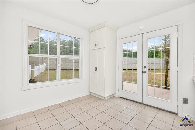 102 Applegate Court, Bonaire, GA 31005