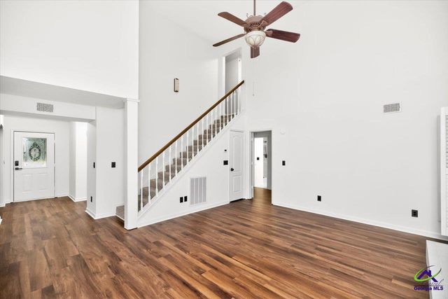 102 Applegate Court, Bonaire, GA 31005