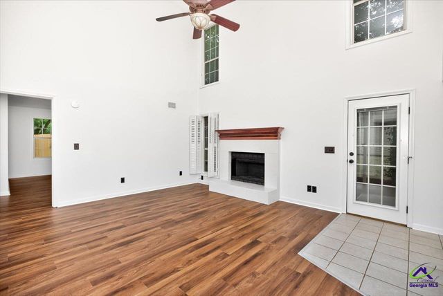 102 Applegate Court, Bonaire, GA 31005