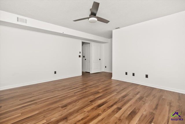 102 Applegate Court, Bonaire, GA 31005