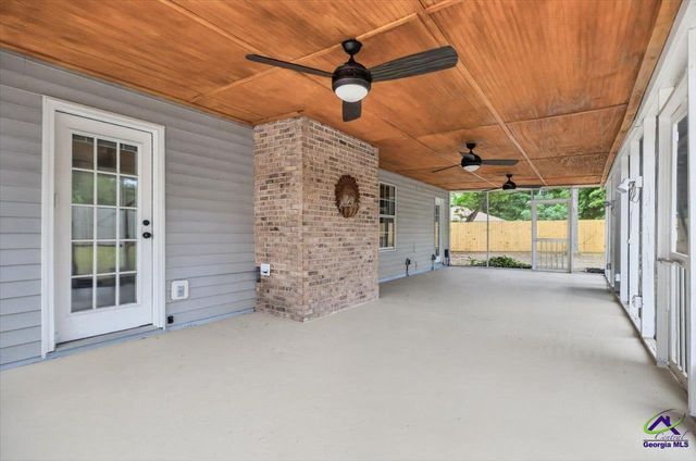 102 Applegate Court, Bonaire, GA 31005