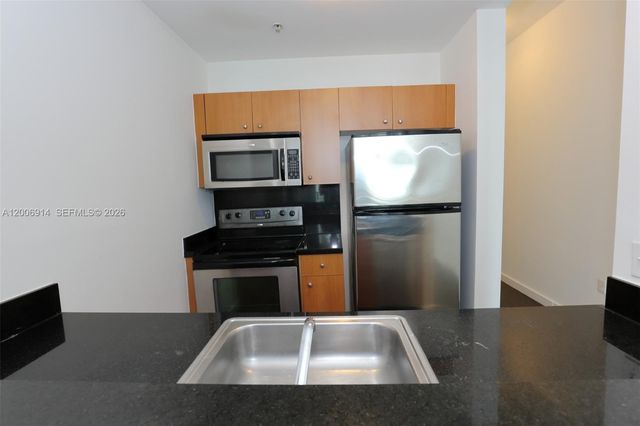 2200 NE 4th Ave 706, Miami, FL 33137