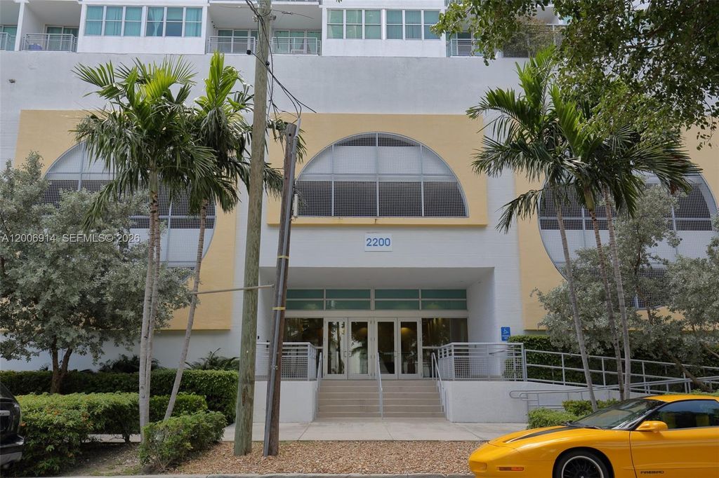 2200 NE 4th Ave 706, Miami, FL 33137