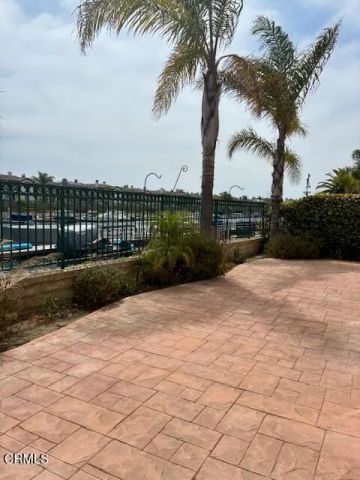 1314 Twin Tides Place, Oxnard, CA 93035