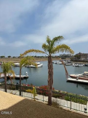 1314 Twin Tides Place, Oxnard, CA 93035