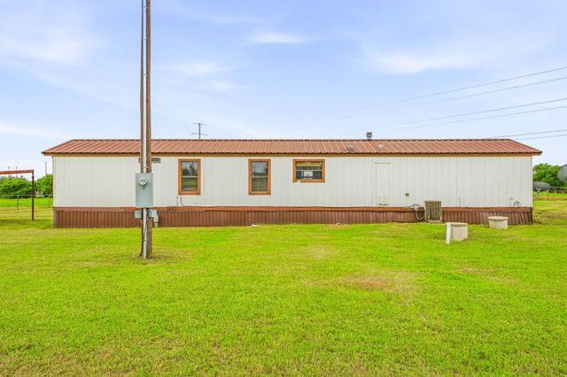 925 County Road 376, Dublin, TX 76446