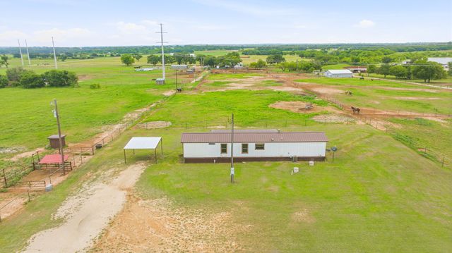 925 County Road 376, Dublin, TX 76446