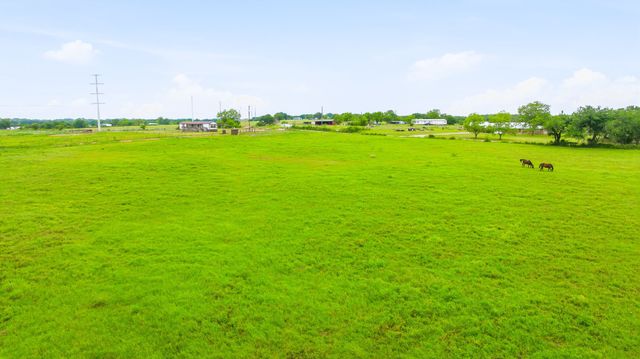 925 County Road 376, Dublin, TX 76446