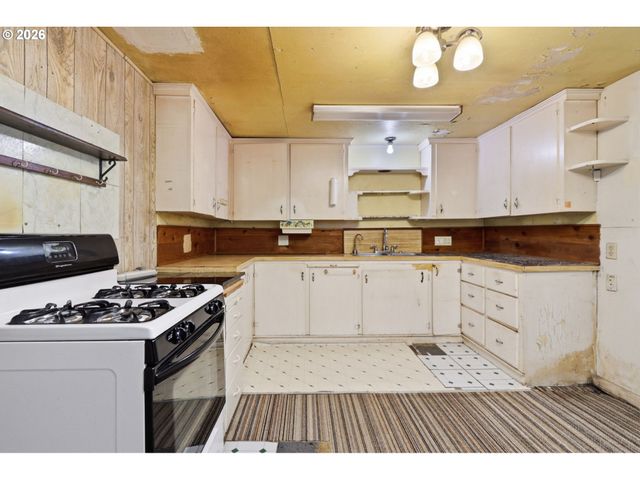 315 Se 15TH Ave, Hillsboro, OR 97123