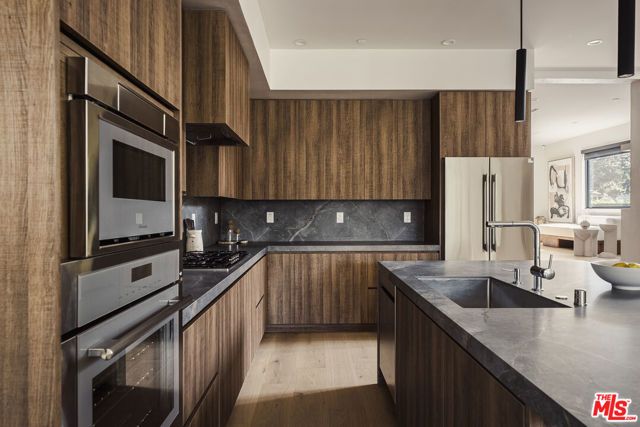 2749 Tilden Avenue, Los Angeles, CA 90064