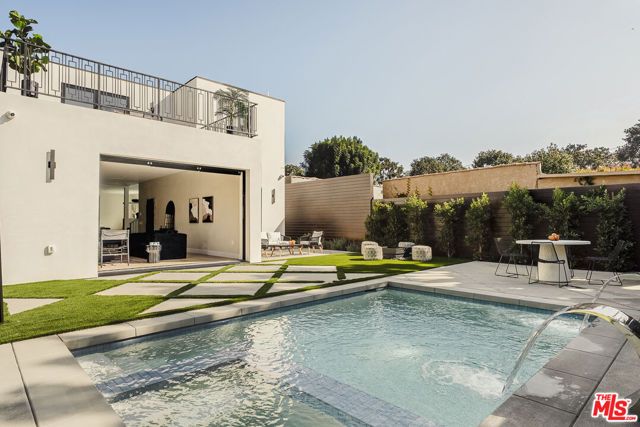 2749 Tilden Avenue, Los Angeles, CA 90064