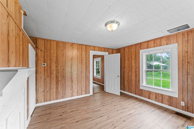 606 W PINE STREET, Sylacauga, AL 35150