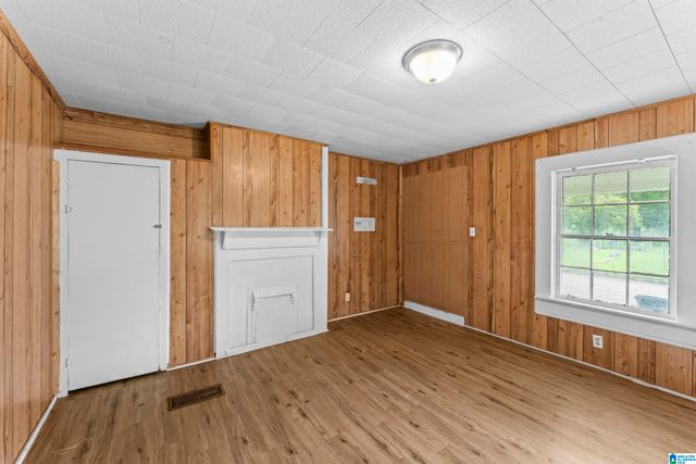 606 W PINE STREET, Sylacauga, AL 35150