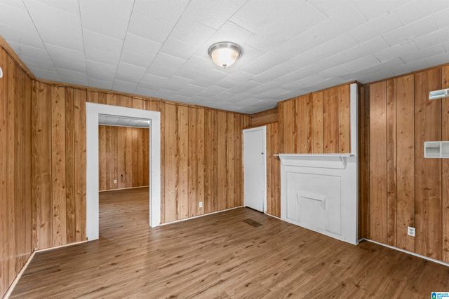 606 W PINE STREET, Sylacauga, AL 35150