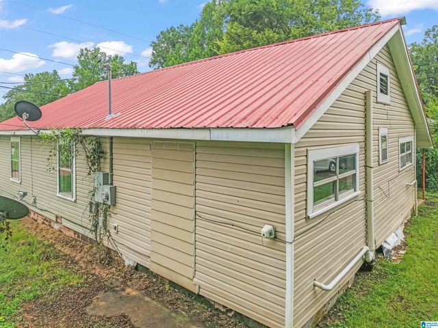 606 W PINE STREET, Sylacauga, AL 35150