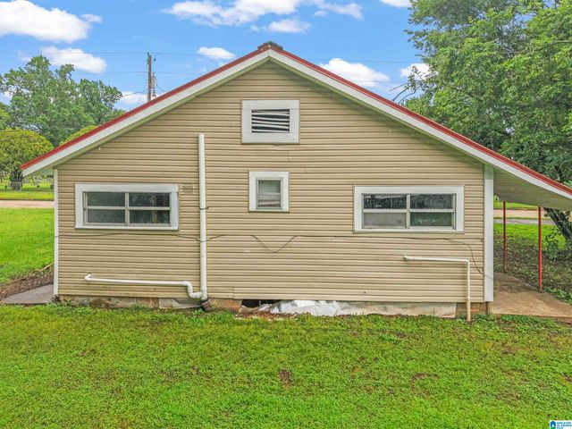 606 W PINE STREET, Sylacauga, AL 35150
