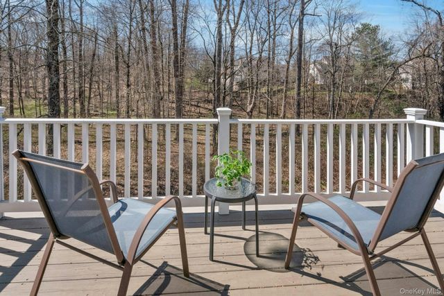 18 Briarbrook Drive, Briarcliff Manor, NY 10510