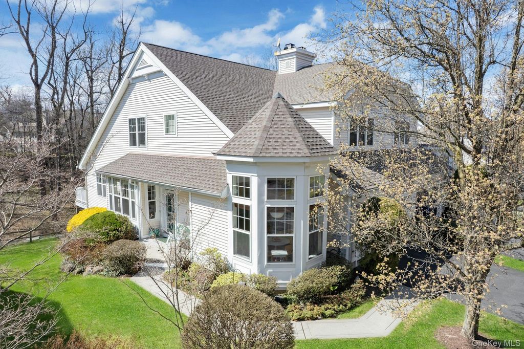 18 Briarbrook Drive, Briarcliff Manor, NY 10510