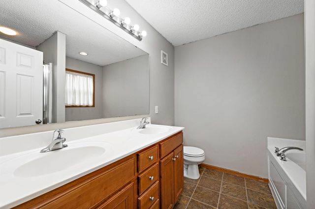 7370 Unity Lane N, Brooklyn Park, MN 55443