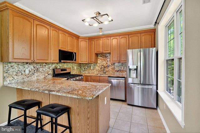 23 KYLE WAY, Ewing, NJ 08628