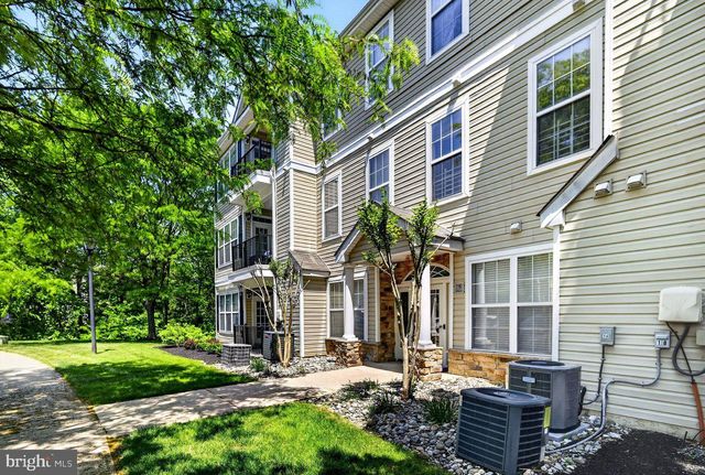 23 KYLE WAY, Ewing, NJ 08628
