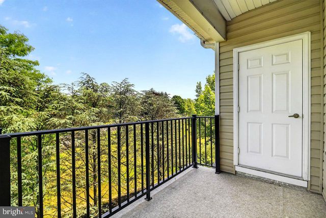 23 KYLE WAY, Ewing, NJ 08628
