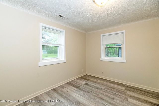 2275 E Lake Lansing Road, East Lansing, MI 48823
