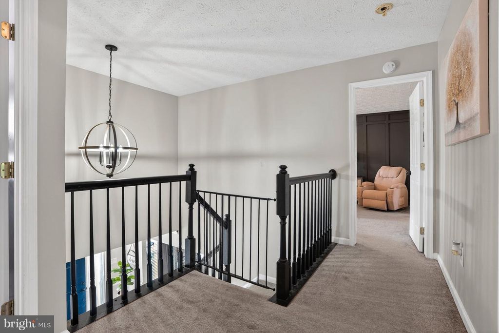 Image 20 of property listing at 9 LANCASHIRE CT, Owings Mills, MD 21117