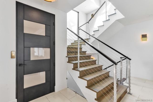 969 Adella Ave, Coronado, CA 92118